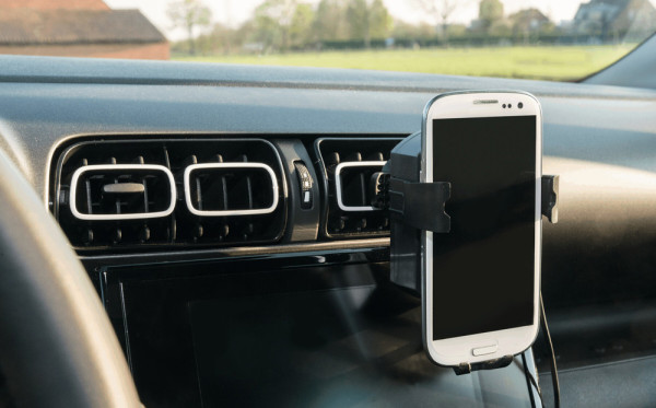 CHARGE N GO - Smartphone-Halter<